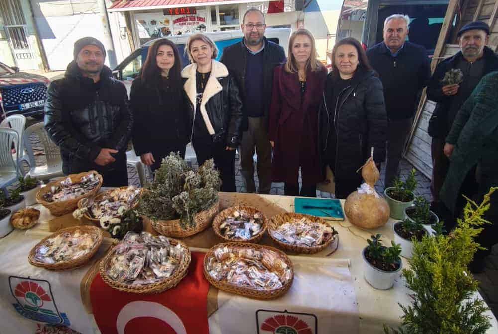 Yalova Belediyesi Ata Tohumları ve Sürdürülebilir Tarım İçin Manisa’daki Etkinlikte Yer Aldı