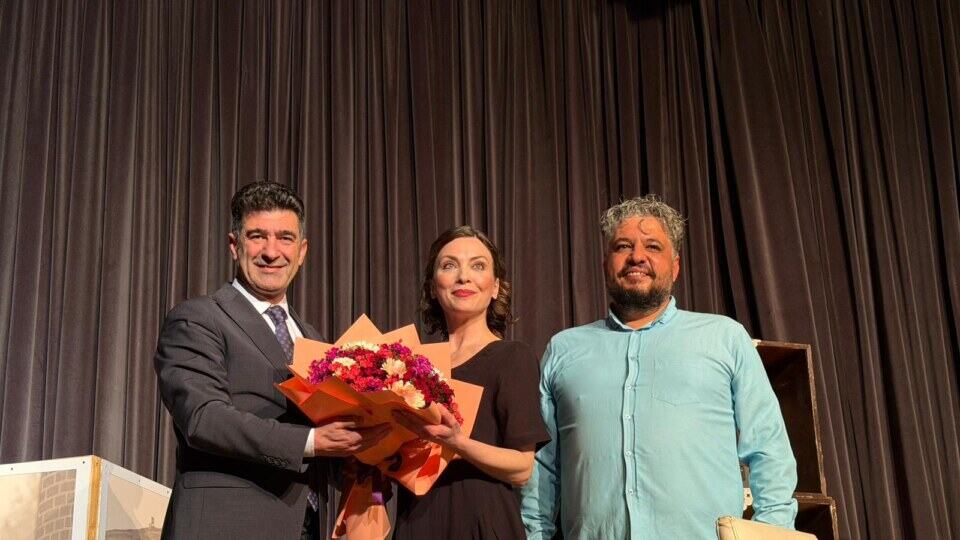 Yalova Belediyesi'nin Tiyatro Günleri 'Seni Alırsa Fırtına' Oyunu ile Başladı